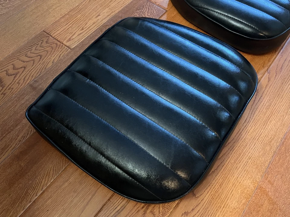 Parte inferior tapizada de asiento réplica MG TD negra Kitcar MGTD Fiberfab Migi Foto 3 de 4