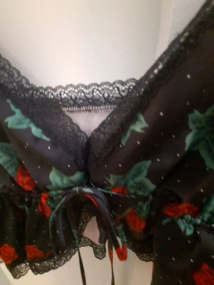 XL Betsey Johnson + Parade Blace Encaje Rosa Lunares Fly Away Cami Foto 4 de 4