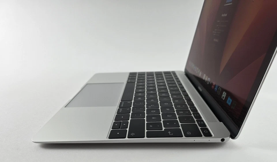 Apple MacBook 12'' (2017) m3-7Y32 256GB 8GB Silver Laptop A1534 #15 - Bild 3 von 4