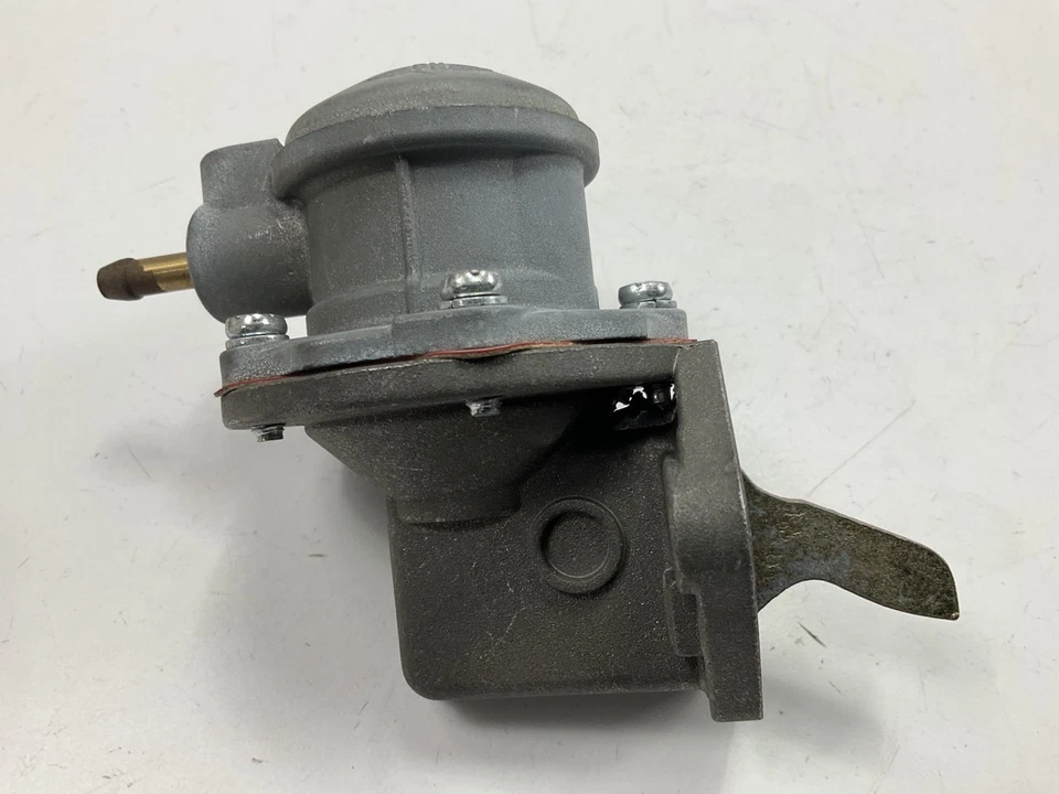 Bomba de combustible mecánica BWD 5031 1968-1971 Mercedes-Benz 280S 280SL 280SE 280SEL Foto 2 de 4