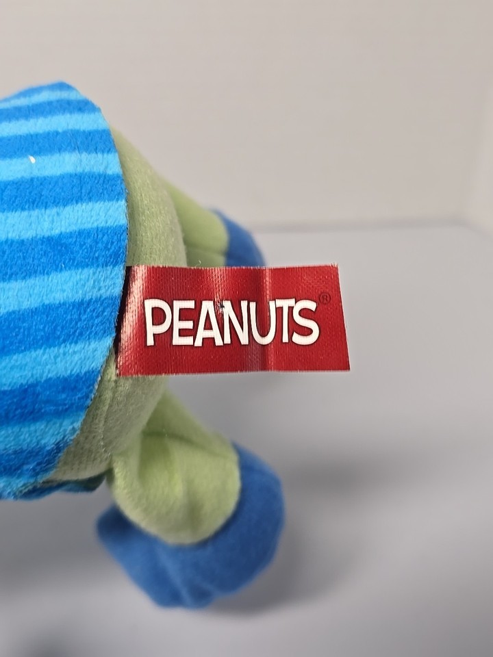 Peanuts Christmas Linus & Blanket Plush 9