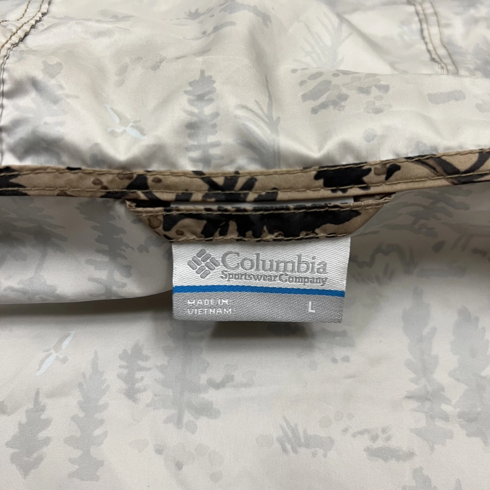 Columbia Jacket Men's Large Tan Hooded Full Zip Deer Tree Print Outdoors image 6