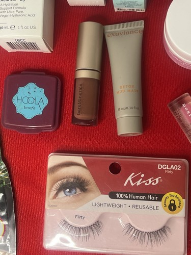 High End Premium Beauty Makeup & Skincare Mini Travel Full Mixed Lot (13-Piece) - Imagen 8 de 8