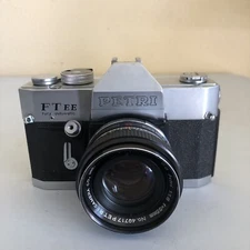 Petri FTEE 35mm SLR Film Camera W/55mm F1.8 Lens Fully Tested Functional Word!!