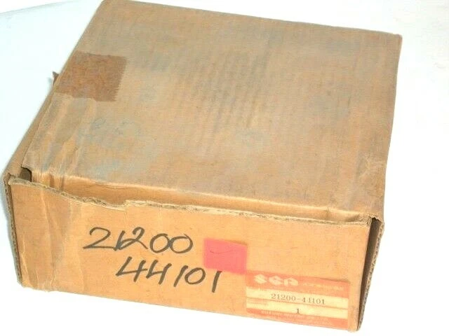 Engrenagem de embreagem OEM Suzuki GSX 400 GSX GS450 GS500 F GS 450 500 (NT:76) 21200-44101 - Imagem 2 de 3