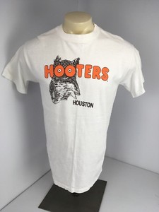 White Hooters Restaurant Houston, TX T-Shirt EUC Mens Sz L Causal | eBay