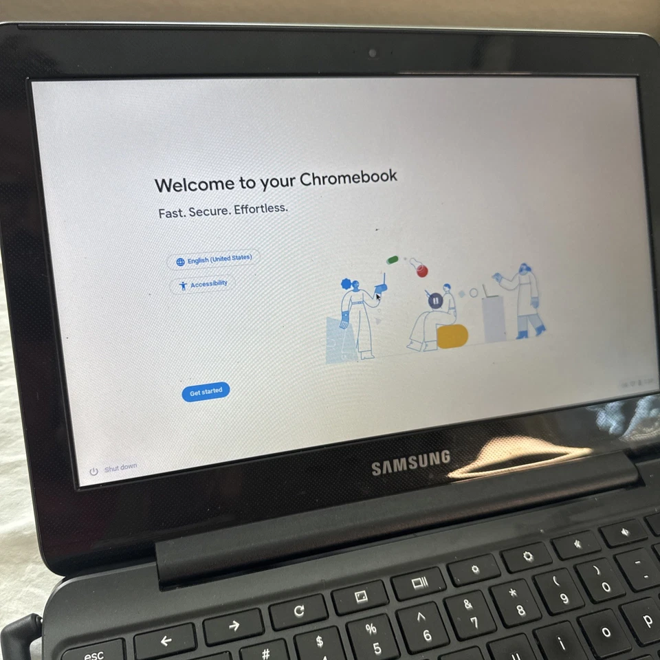 Samsung ChromeBook 3 11,6" (16GB de armazenamento, 2 GB de RAM, Intel Celeron) XE500C13 034 - Imagem 3 de 4