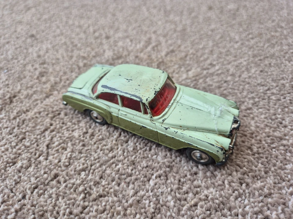 VINTAGE ORIGINAL 1960S CORGI TOYS 224 BENTLEY CONTINENTAL SPORTS SALOON CAR - Image 2 of 4