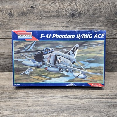 Revell F-4J Phantom II/MiG ACE 1/48 Scale Model Kit No. 85-5813 Sealed