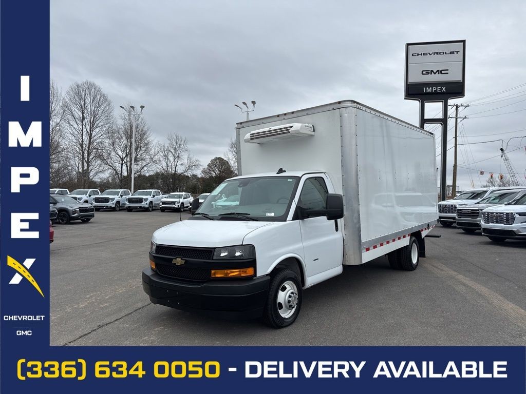 2024 Chevrolet Express G3500 Work Van