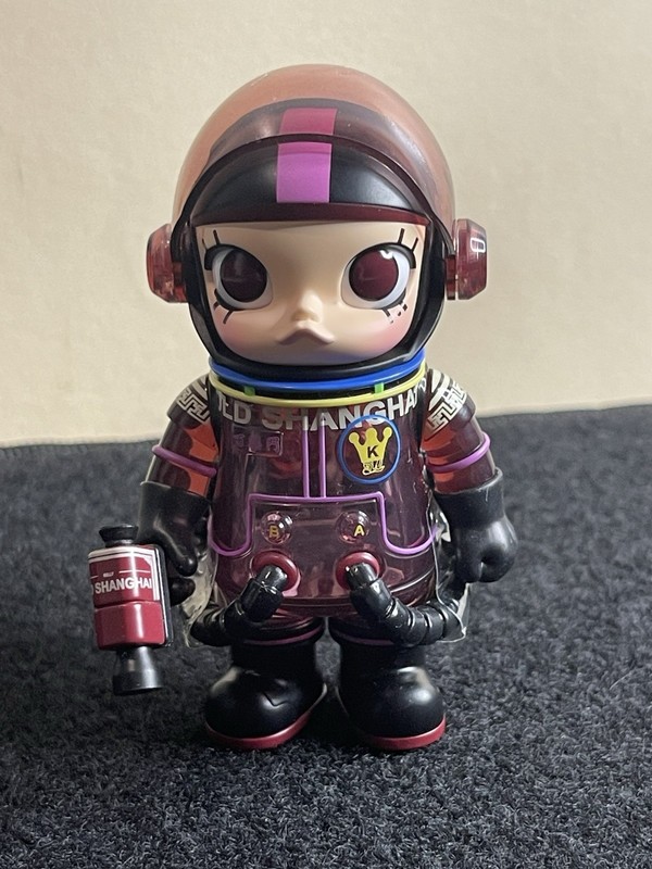 POP MART Space Molly Purple Spacesuit Animation Figure Limited Edition 100%