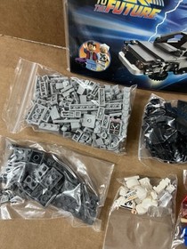 LEGO Ideas: The DeLorean Time Machine (21103)