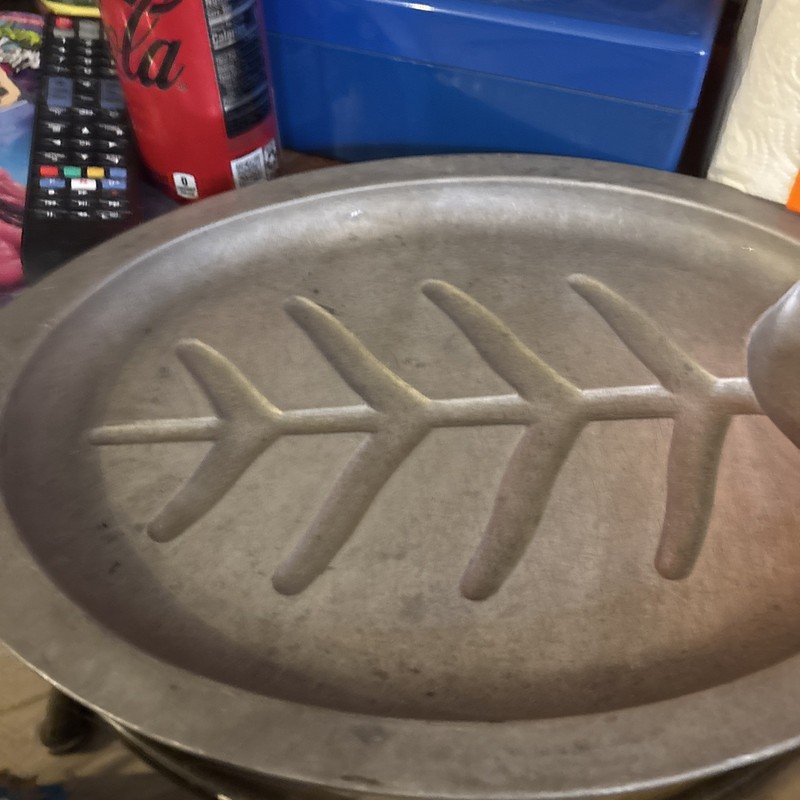 Vintage MCM Aluminum Sizzling Platter Unmarked Drip Roasting 15" No Wagner Ware!