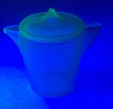Akro Agate Green uranium vaseline Glass Child's Creamer  Lid