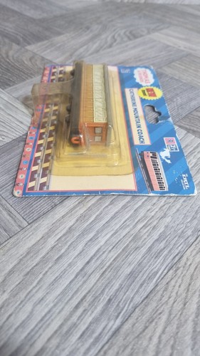 ERTL Thomas And Friends CATHERINE MOUNTAIN COACH 2003.. - Picture 4 of 5
