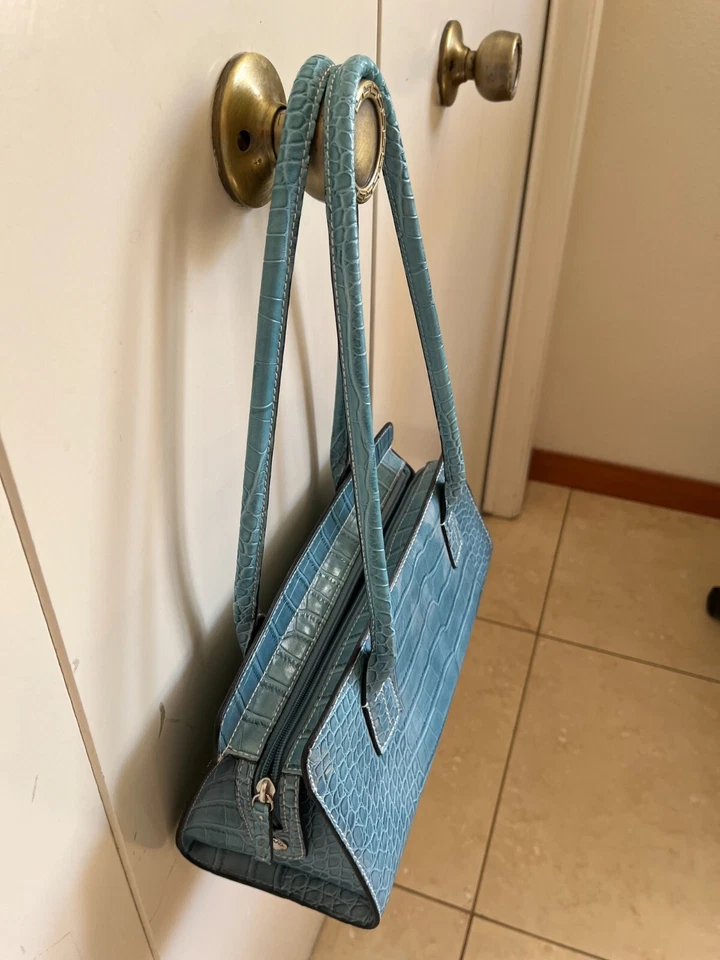 Bolso de mano Tommy Hilfiger verde azulado (aspecto de cuero texturizado) Foto 3 de 4