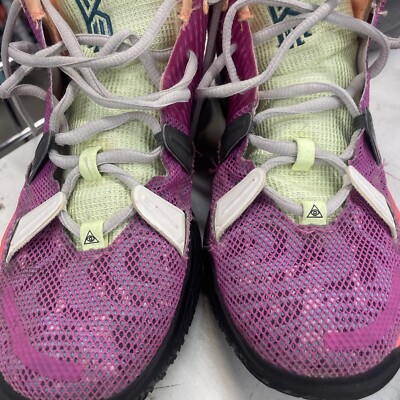 kyrie 7 fuchsia