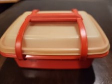 Vintage Tupperware Ice Cream Keeper / Lunchbox - rosso paprika - arancione ben costruito