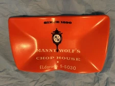 VINTAGE MANNY WOLF’S CHOP HOUSE RESTAURANT NYC MELMAC PLASTIC ASHTRAY CIRCA 1950