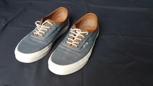 Scarpe da ginnastica basse da uomo blu VANS Authentic - Scarpe da uomo •  Differenta.it