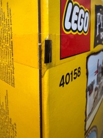 LEGO PIRATES -- CHESS SET BRAND NEW IN SEALED BOX RETIRED SET 40158