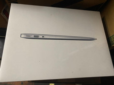 NEW FACTORY SEALED Apple MacBook Air 13  A1466 MMGG2LL/A 1.6GHz i5 8GB 256GB SSD