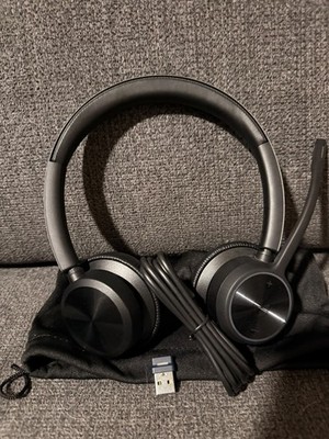 Poly Voyager FOCUS 2 - Bluetooth Stereo Headset - USB Dongle, Case TOP Neuwertig