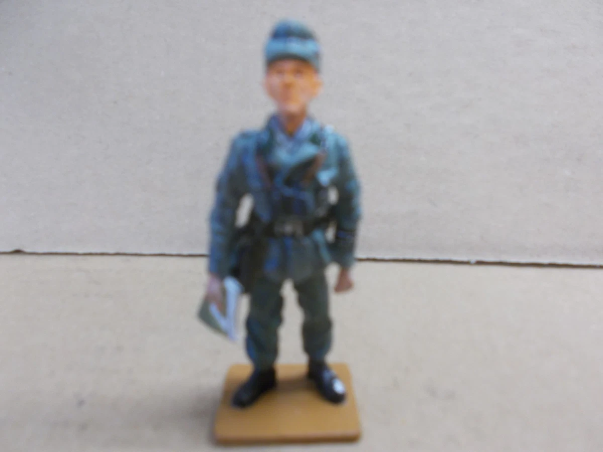 Soldat de plomb Soldat à genoux - Tête amovible - Restauré Soldat de plomb Soldat à genoux - Tête amovible - Restauré