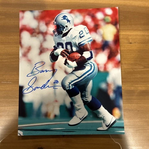 BARRY SANDERS AUTOGRAPHED 8X10 PHOTO 🏈⭐️ SEE PICS ‼️ (LAST ONE )