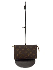 LOUIS VUITTON Poche Toilette 15 Monogram Canvas BRW PVC BRW  From Japan