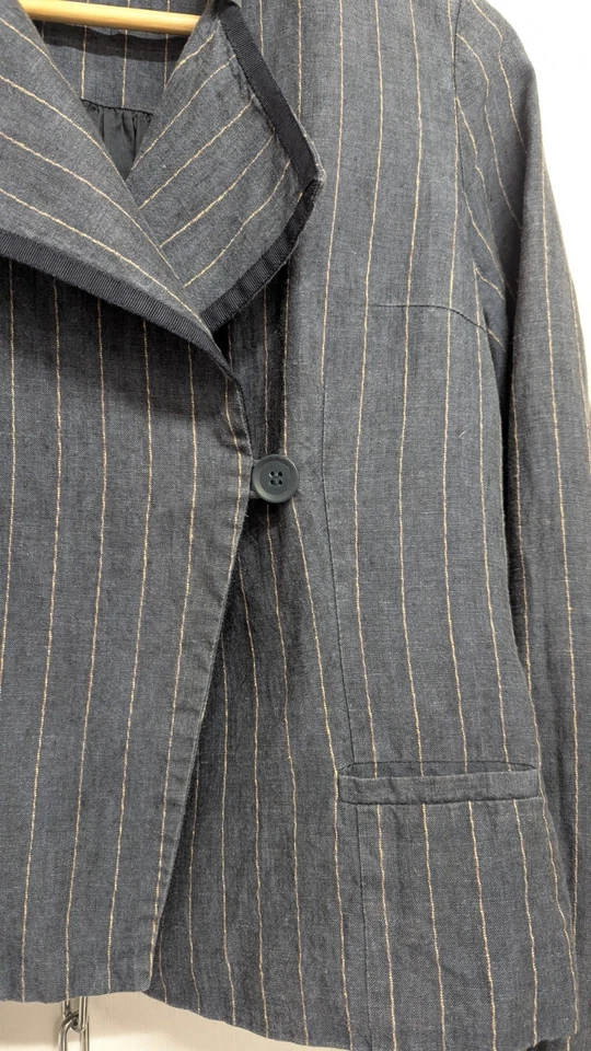 Toast Blue 100% Linen Jacket size 8 Japanese style - Image 3 of 4