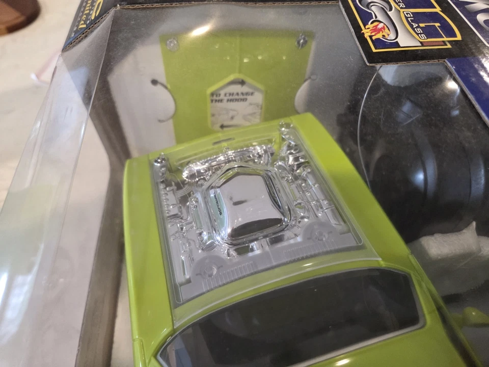 2005 NIKKO RC '70 HEMI CUDA MUSCLE UNDER GLASS NEW IN BOX - Image 3 of 4