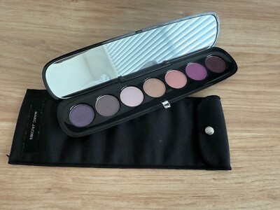 eyeshadow palette