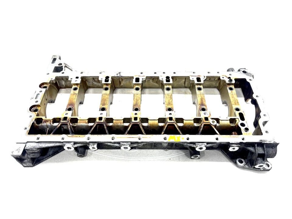 2011–2016 BMW 535i F10 N55 3.0L BLOCO DO MOTOR CAIXA DO CÁRTER INFERIOR FABRICANTE DE EQUIPAMENTO ORIGINAL 7585986 - Imagem 4 de 4