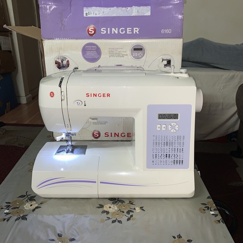Singer 6160 Sewing Machine 60Stitch Computerized w/ Protective Carry