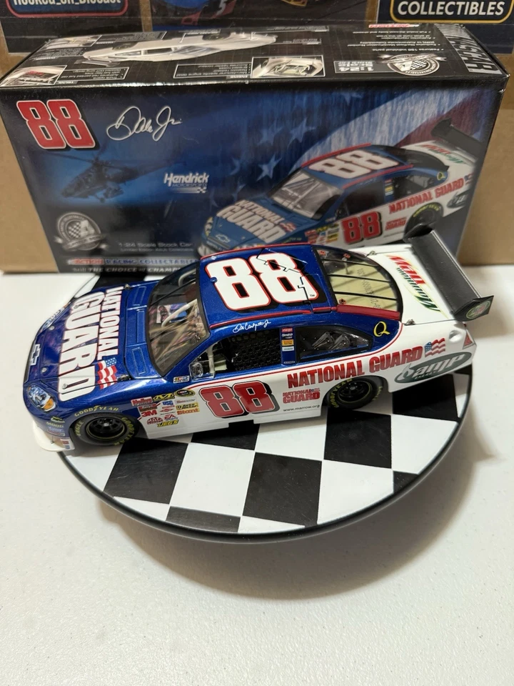 Dale Earnhardt Jr. #88 National Guard COT 2008 1/24 Nascar Diecast - Image 2 of 4