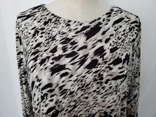 VINCE CAMUTO White, Beige, Black Print Jersey Stretch Dress Size 2X  EUC