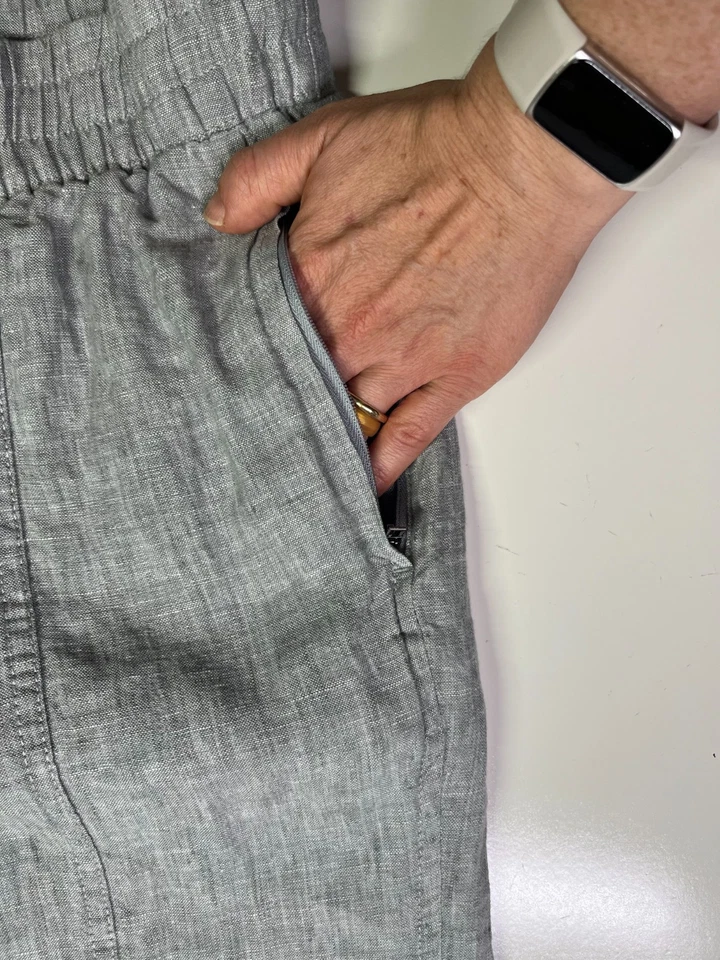 Athleta Size M Retreat Linen High Rise Ankle Pant Grey Pull-On - Image 3 of 4
