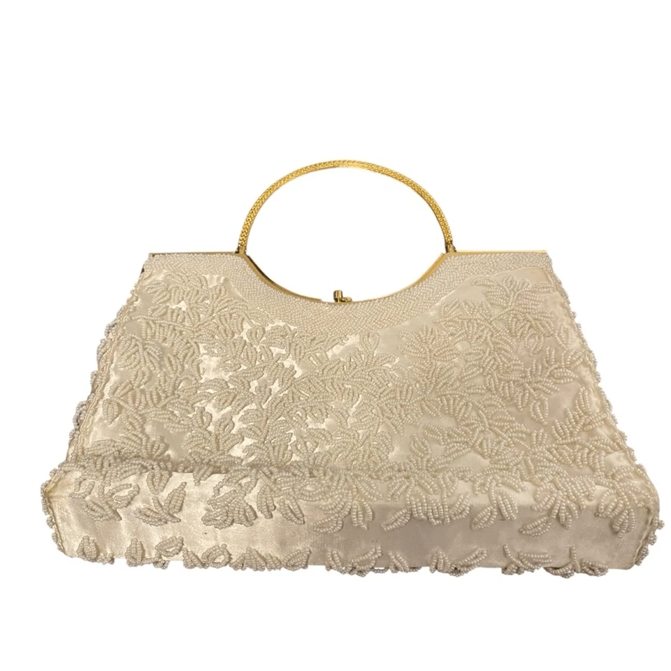 Bolso vintage años 50 LaRegale marfil satinado cuentas madreperla dorado asa superior Foto 2 de 4