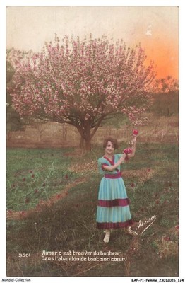 BAFP1-0063-WOMEN - To love is to find happiness in abandoning all sound