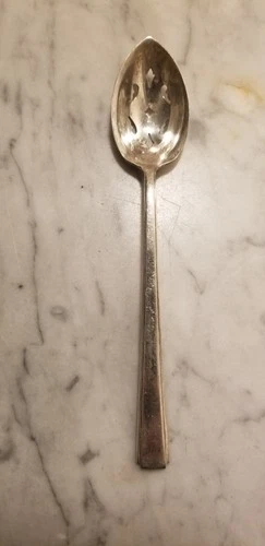 1934 TOWLE Aristocrat Sterling Silver Olive Spoon 5 7/8" 0.9oz No Mono As Found