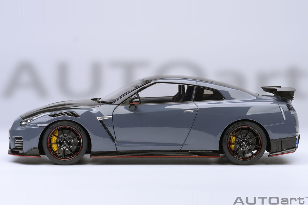 AUTOart 1/18 Nissan GT-R (R35) Nismo Special Edition Gray Finished
