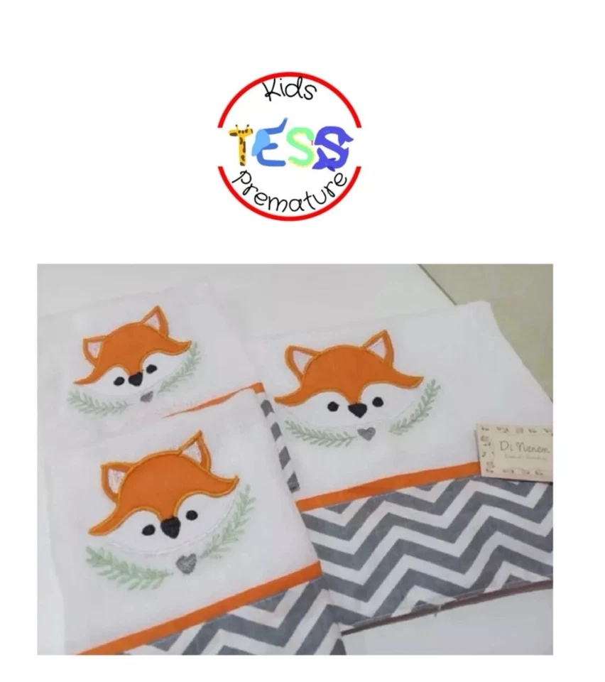 Toalla facial bordada para recién nacido Foto 2 de 2