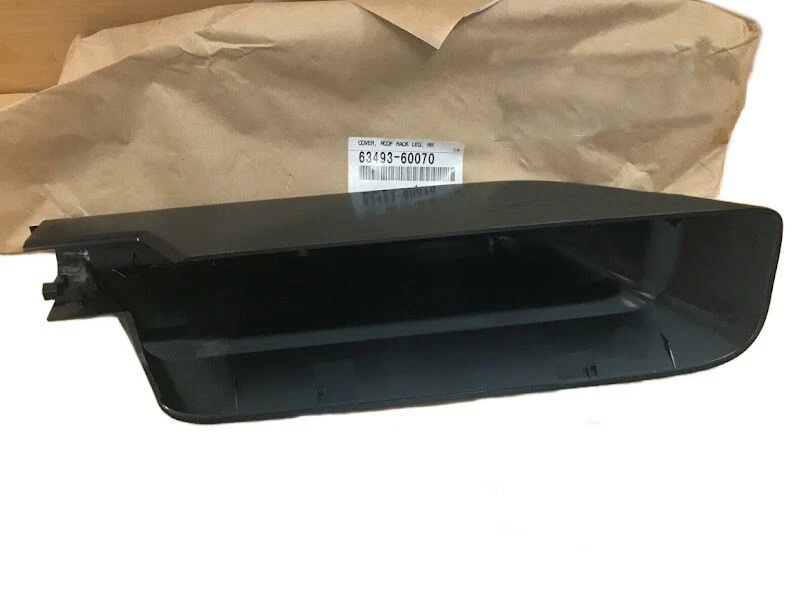 TOYOTA GENUINE LAND CRUISER 03-07 RIGHT REAR ROOF RACK COVER SET - Image 4 of 4