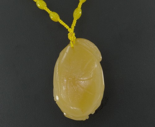 2.1"China Certified Nature Gold Jade Fortune Rat and Lotus Necklace Pendants - Picture 4 of 9