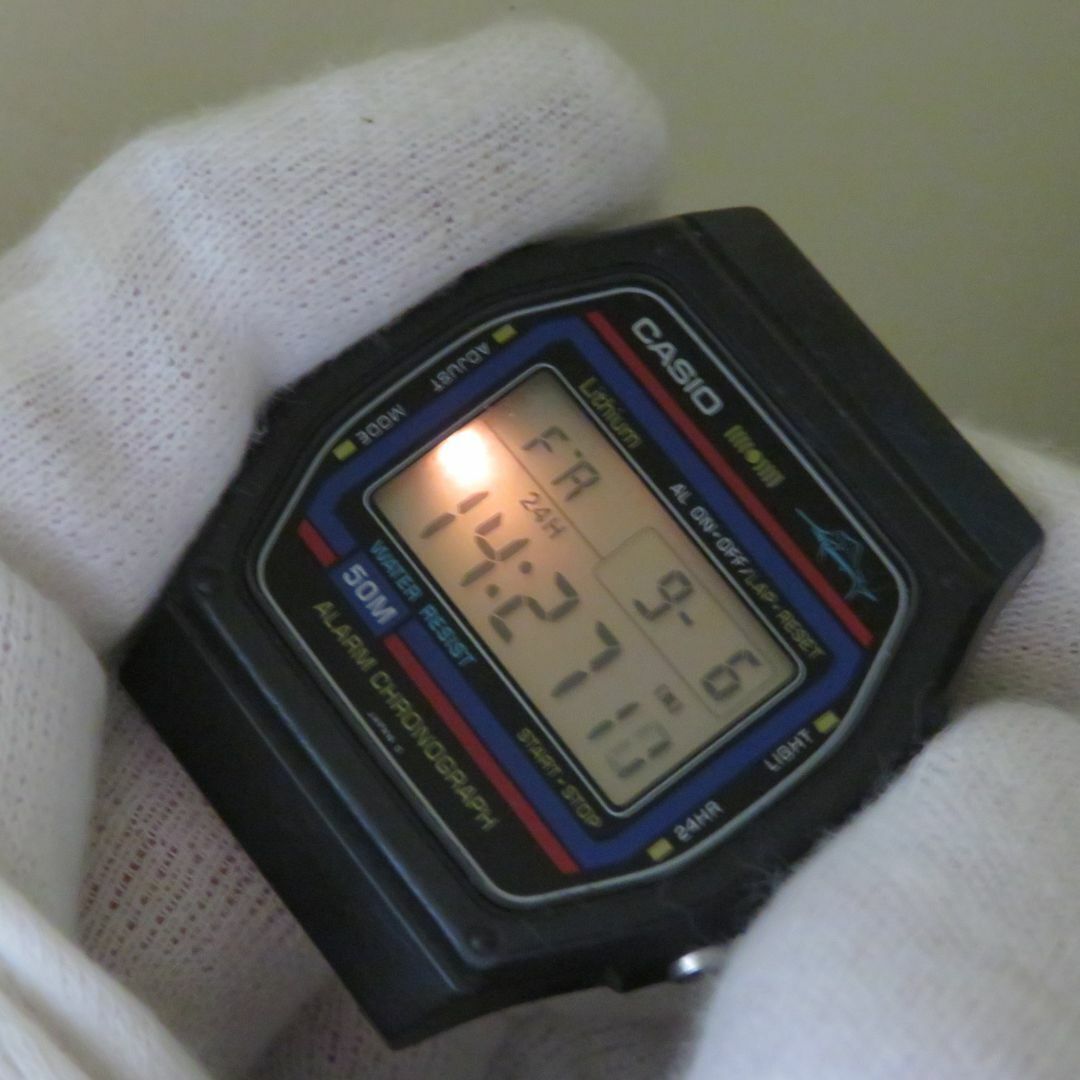 Vintage CASIO W-24 Marlin Alarm Chronograph Digital Watch Vintage CASIO W-24 Marlin Alarm Chronograph Digital Watch