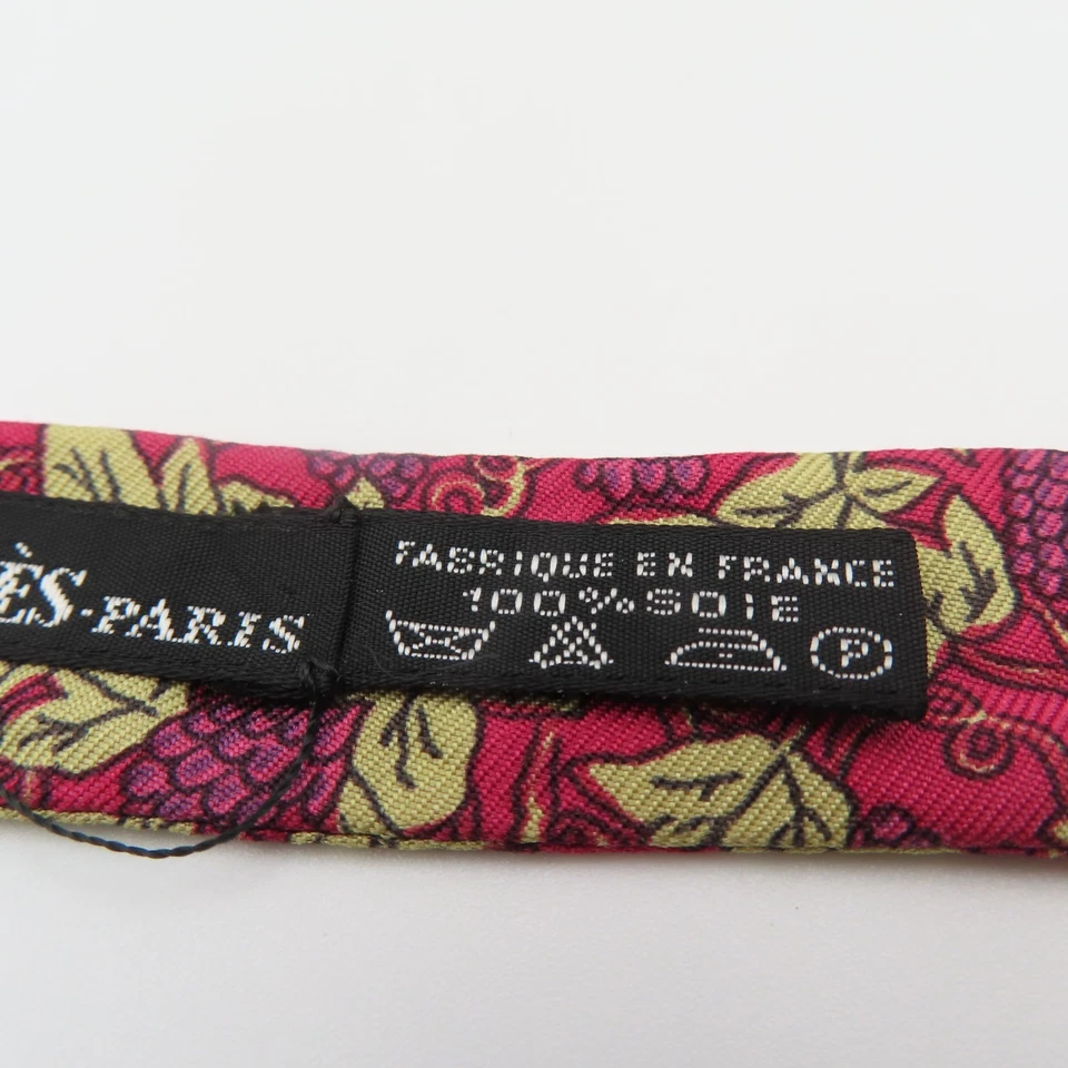 Hermes Bow Tie Silk Pink Berries Floral 2.25" Wide Self Tie France - Image 4 of 4