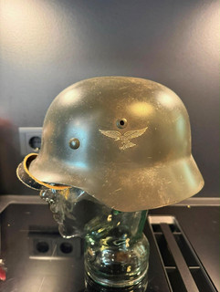 Deutscher Stahlhelm M35 Luftwaffe Adler & Trikolore ET64 Lederfutter