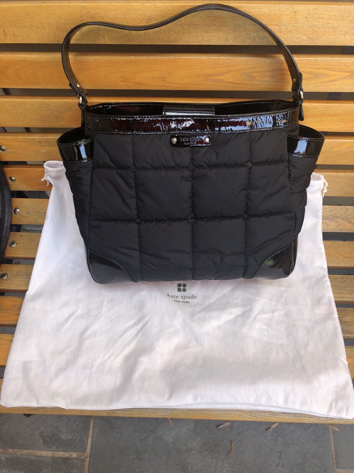Kate Spade Black With Green Interior PXRU0578 S363 Ladies Handbag With Dust  Bag