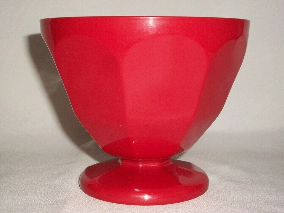 Red Plastic Ice Cream Sundae Dessert Bowls Set 6 Picnic Pool BBQ Party - Image 3 of 4